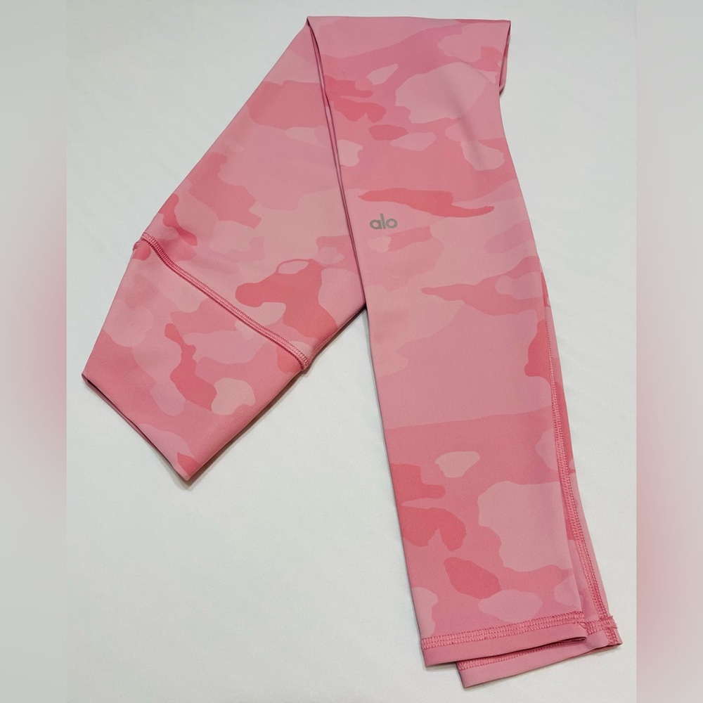 ALO Yoga Pink Camo Leggings